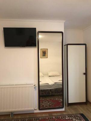 Engi Panzio Bed & Breakfast Ocna de Sus Eksteriør bilde